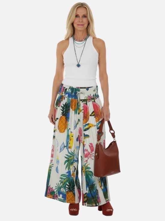 True Destinations Pants - NWT • TRUE DESTINATIONS • Wide-Leg Tropical Print Pineapple Palazzo Pants
